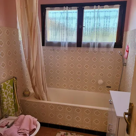 Large, Bright And Quiet Flat With Stunning Panoramic Sea Views Apartamento *