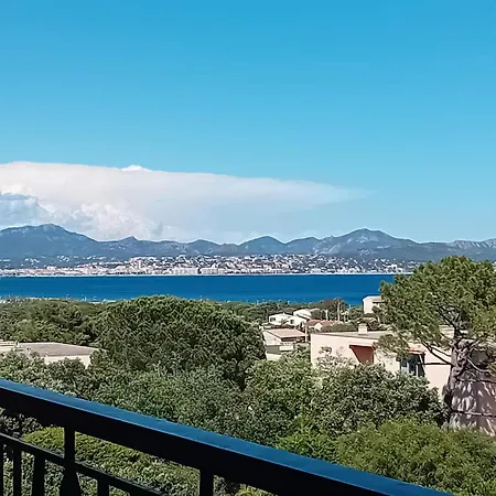 Large, Bright And Quiet Flat With Stunning Panoramic Sea Views Saint Aygulf