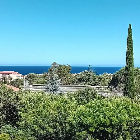 Large, Bright And Quiet Flat With Stunning Panoramic Sea Views Apartment